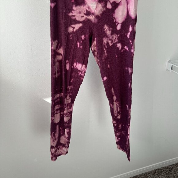 VS Pink Bleach Tie Dye Leggings - Picture 4 of 4
